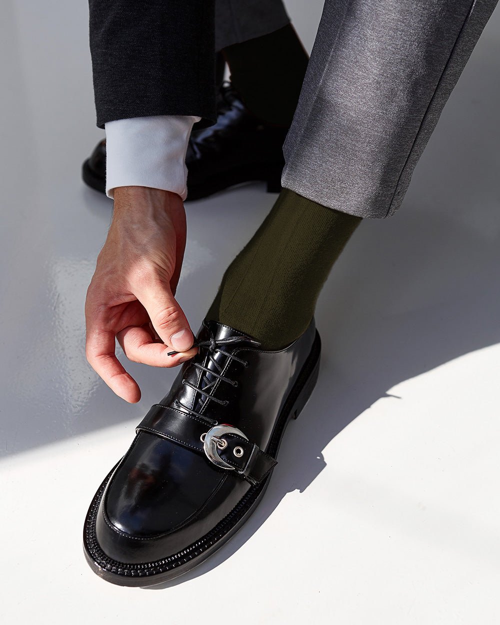 Vittorio Farina Men's Ribbed Shear Nylon Over The Calf Dress Socks - Suits You Sir - Olive Green - 12