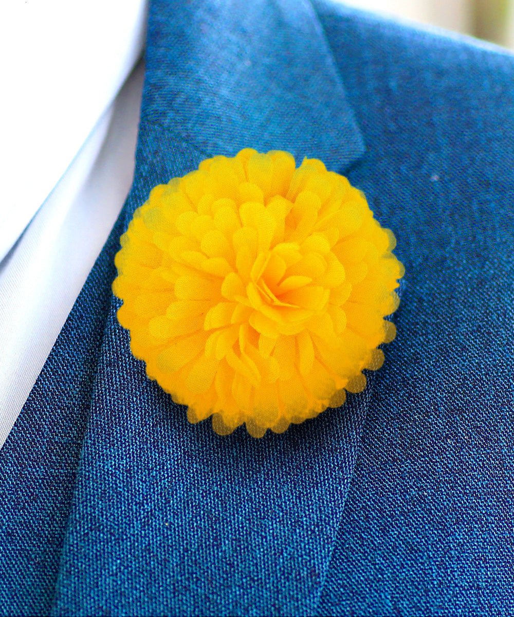 Vittorio Vico Unisex Carnation Flower Lapel Pin - Suits You Sir - Yellow -