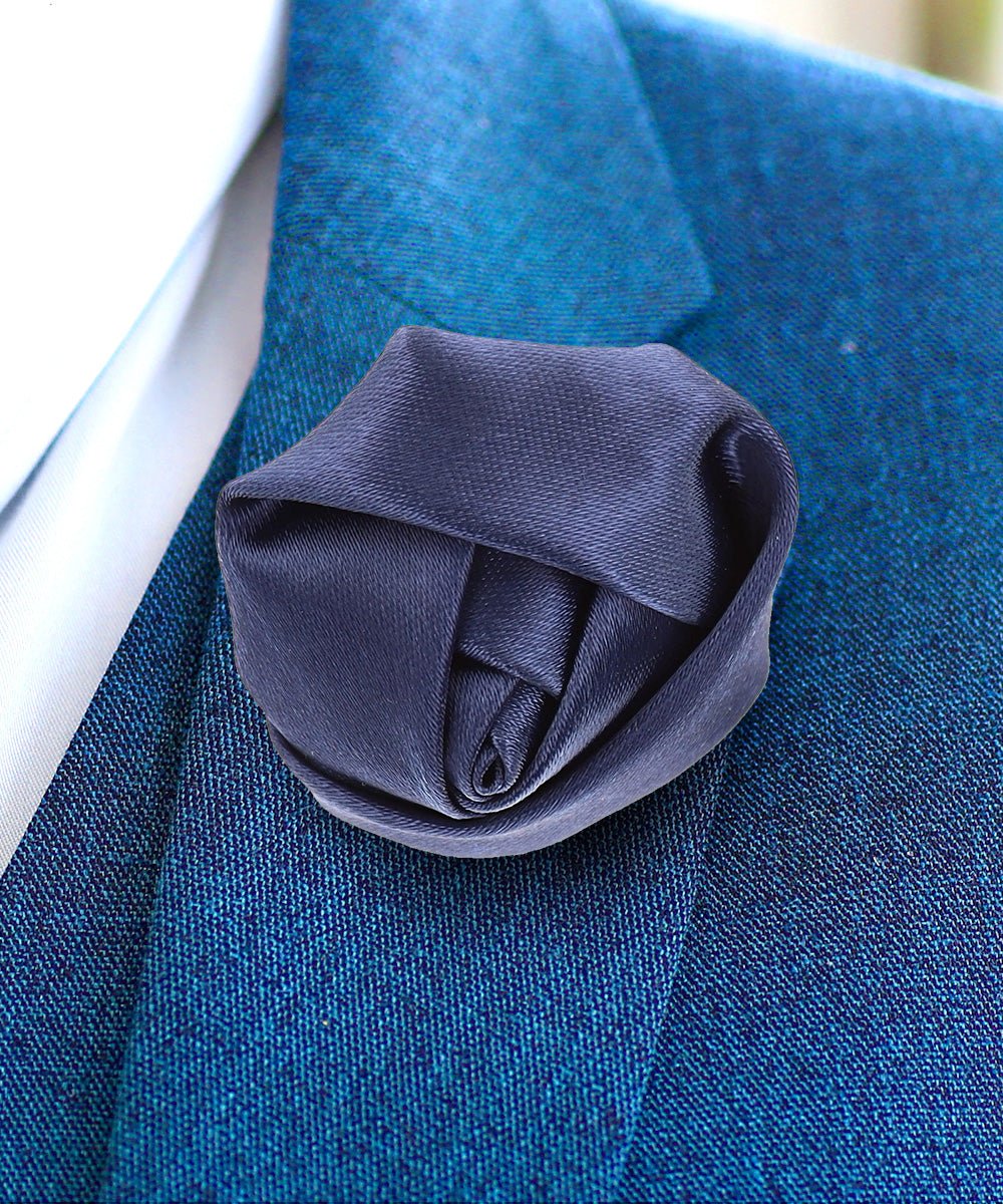 Vittorio Vico Unisex Satin Rose Bud Flower Lapel Pin - Suits You Sir - Navy Blue -